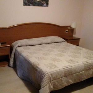 Habitación con Cama King